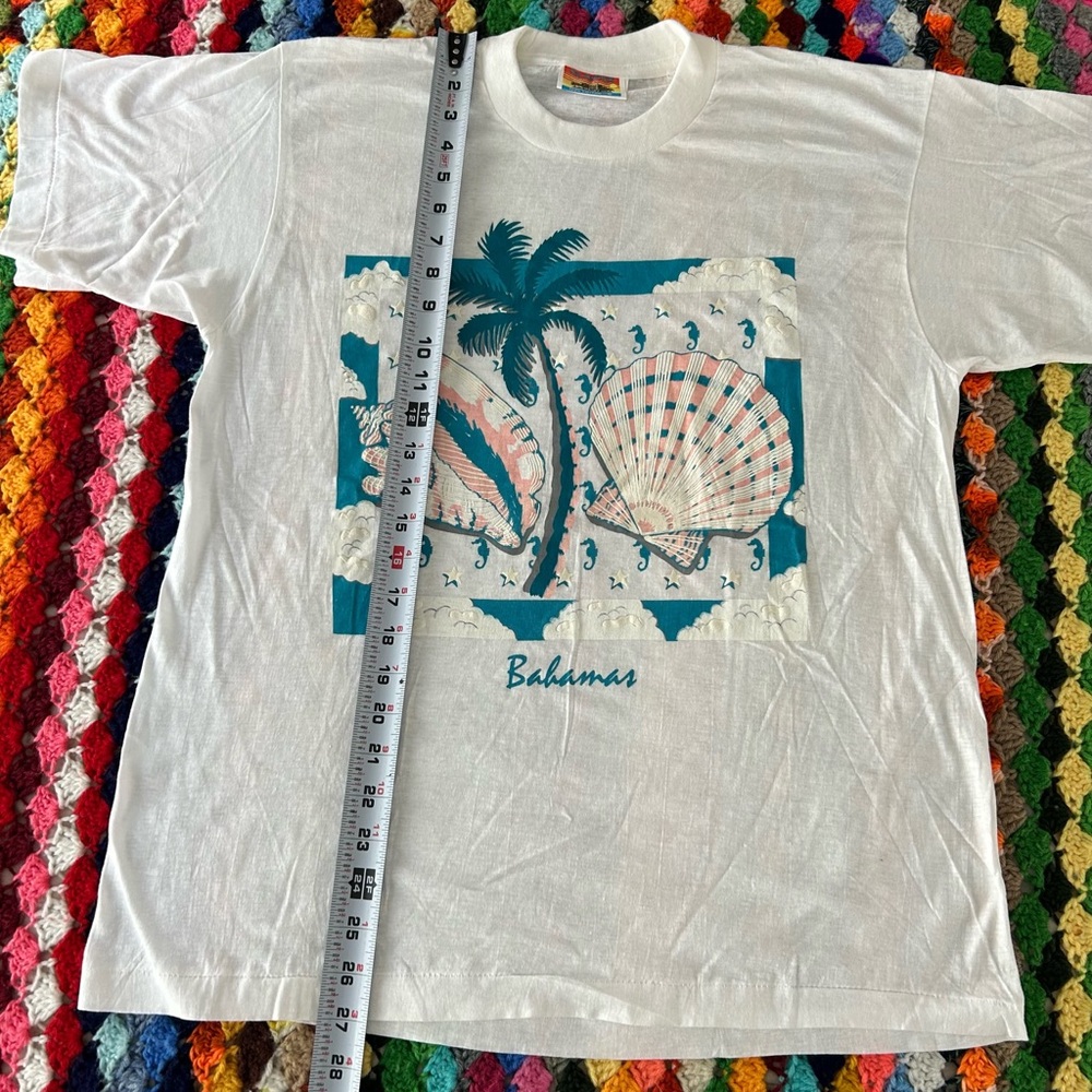 Vintage 90s Puffy Print 100% Cotton Single Stitch Sea Shells Bahamas T-S… - Picture 11 of 13